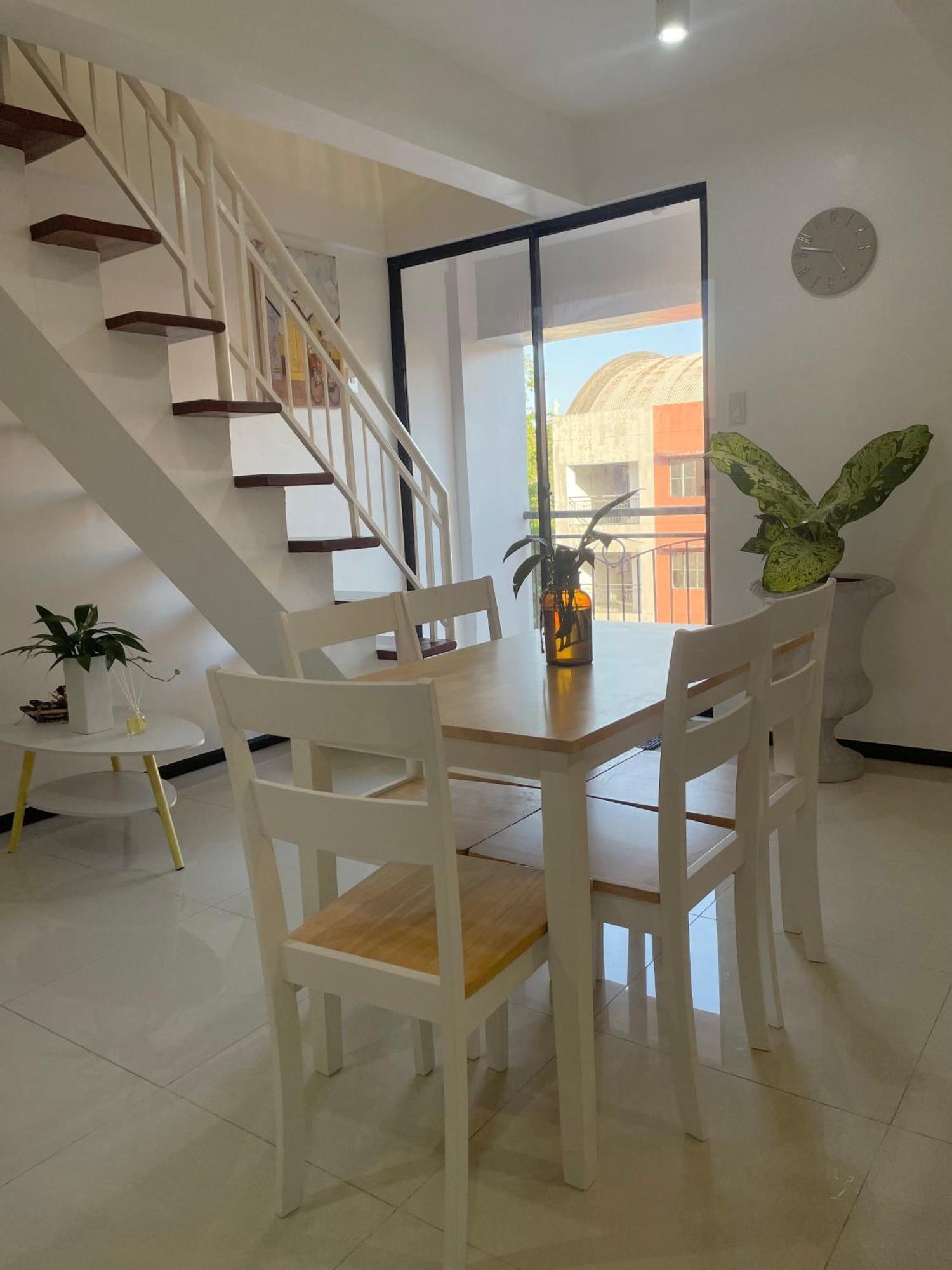 The Penthouse Suite Lapu-Lapu City Exterior foto